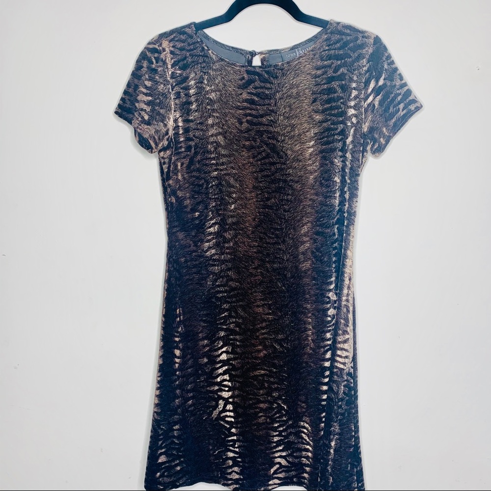 John Roberts Leopard brown velvety dress‎